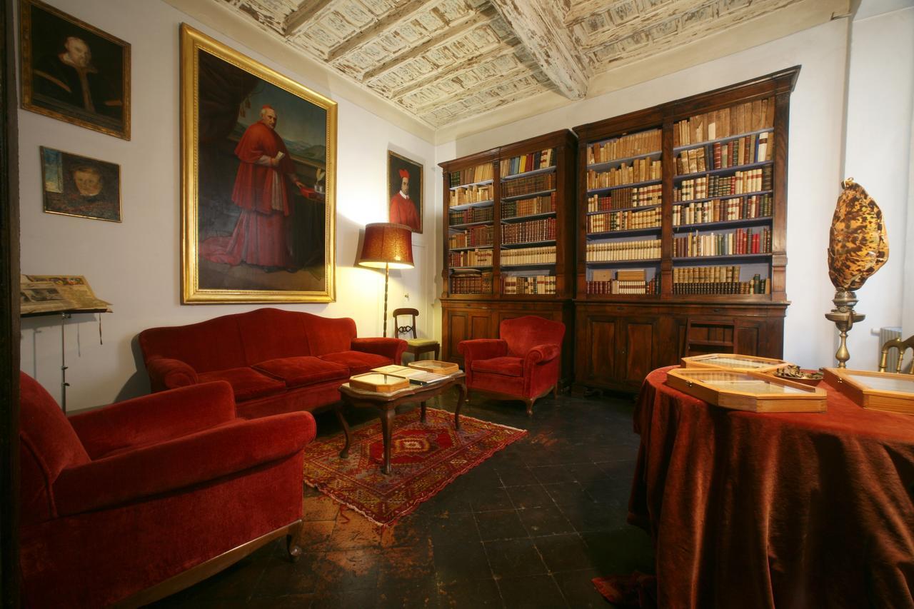 Hôtel Vesconte Residenza D'Epoca Dal 1533 à Bolsena Extérieur photo